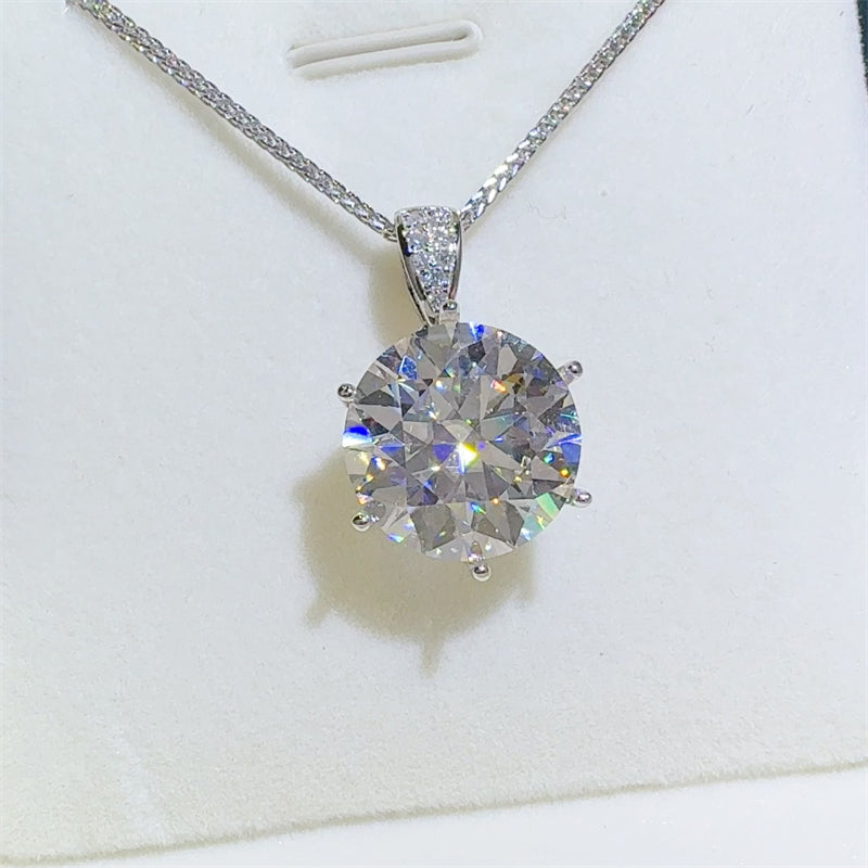 Eternal Shine: 10 Carat Moissanite 925 Sterling Silver Pendant Necklace