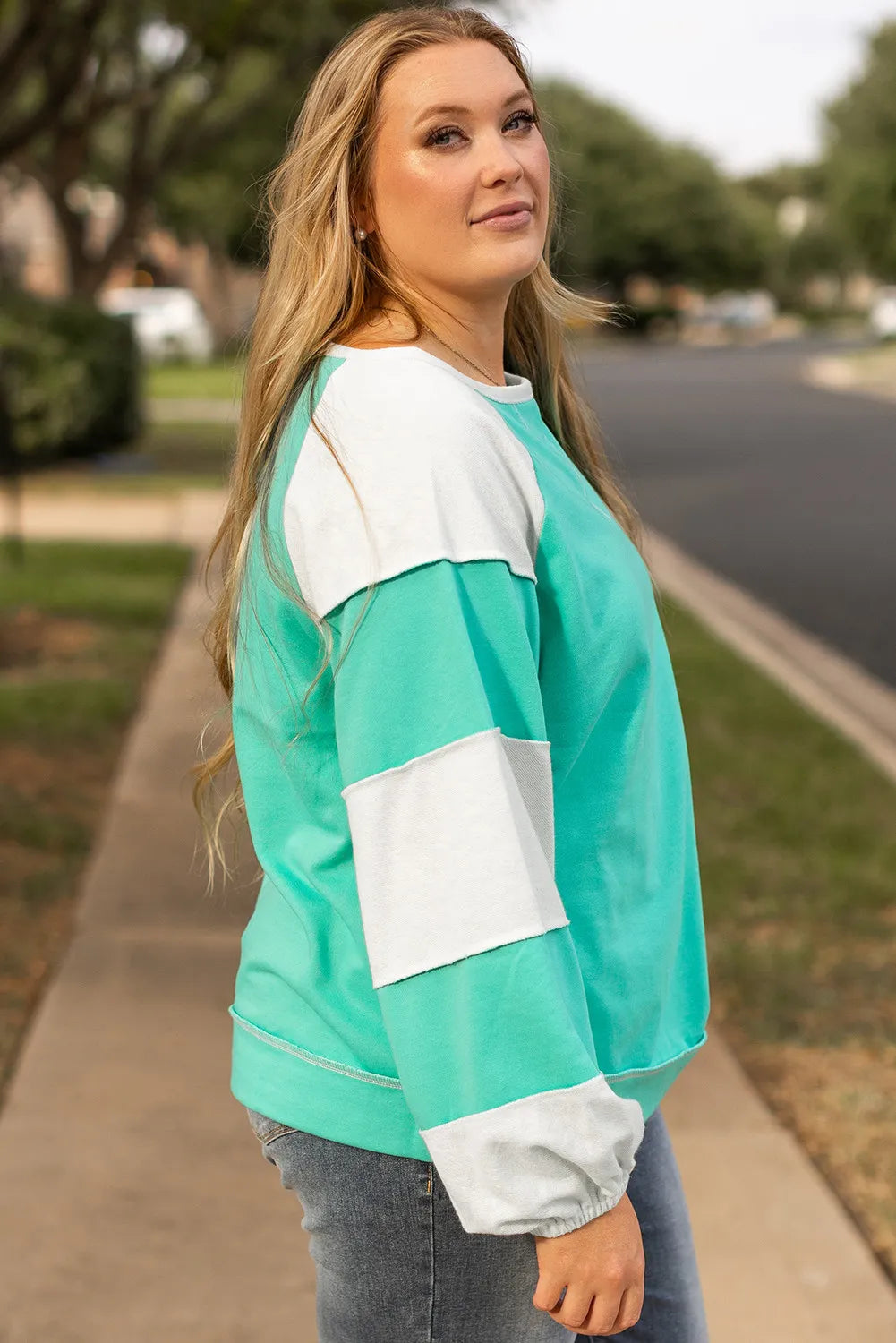 Exposed Seam Color Block Long Sleeve Sweatshirt