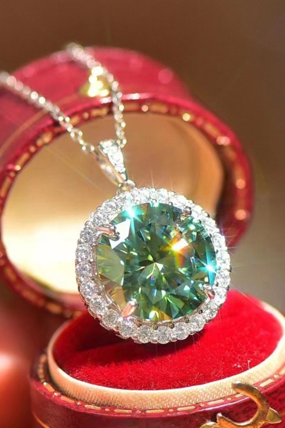 Eternal Gleam: 10 Carat Moissanite Pendant Platinum-Plated Necklace